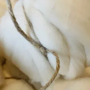 16 micron lontwol voor vilten en ecoprinten