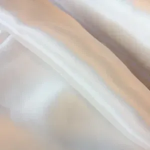 crepe de chine zijde. voor ecoprinten, zijdeverven en vilten