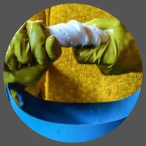 workshop ecoprint op zijde, wol, linnen of leer. Bij Atelier Het Kleine Huis in Franeker.