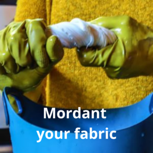 beitsrecept voor ecoprint op zijde, wol, linnen en leer. Atelier het kleine huis. workshops in friesland.